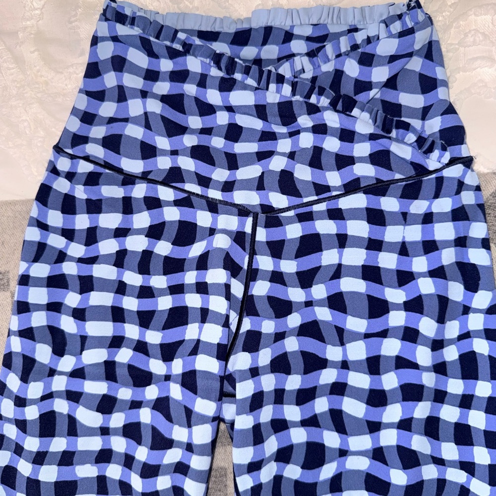 Aerie High-Waist Blue Check Leggings - Picture 4 of 9